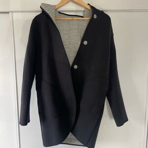 Lululemon City-Bound Reversible Wrap